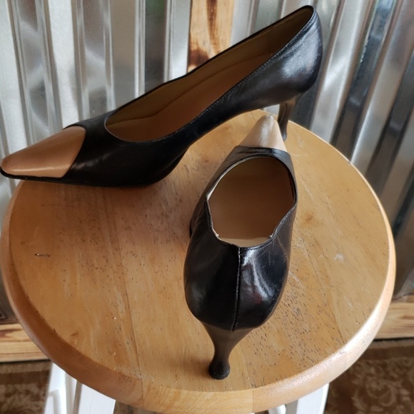 Shoes - Picture 1 of 4